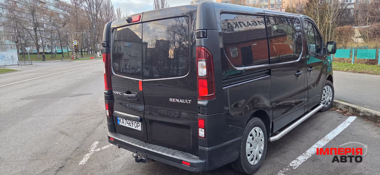 Renault Trafic - фото 5