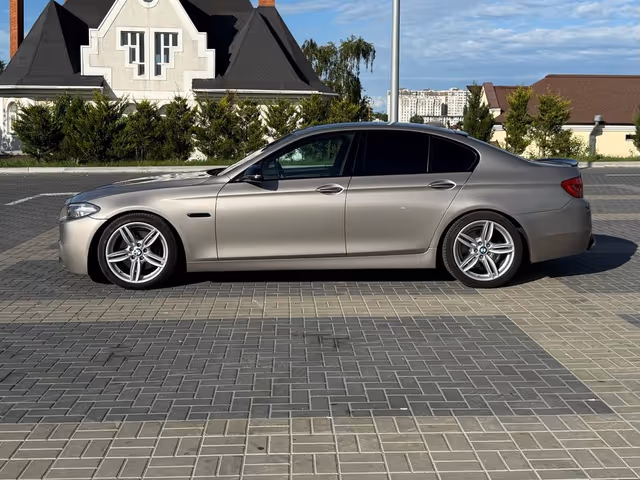 BMW 5 серії - фото 5