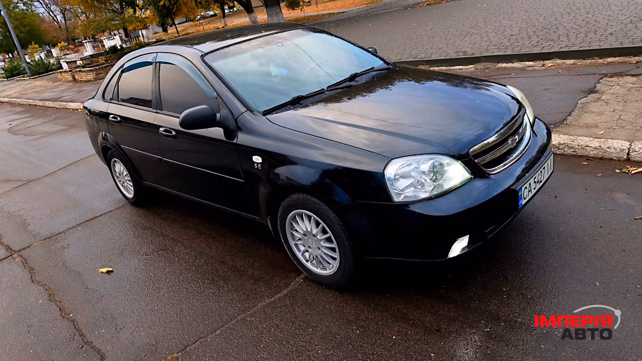Chevrolet Lacetti - фото 1
