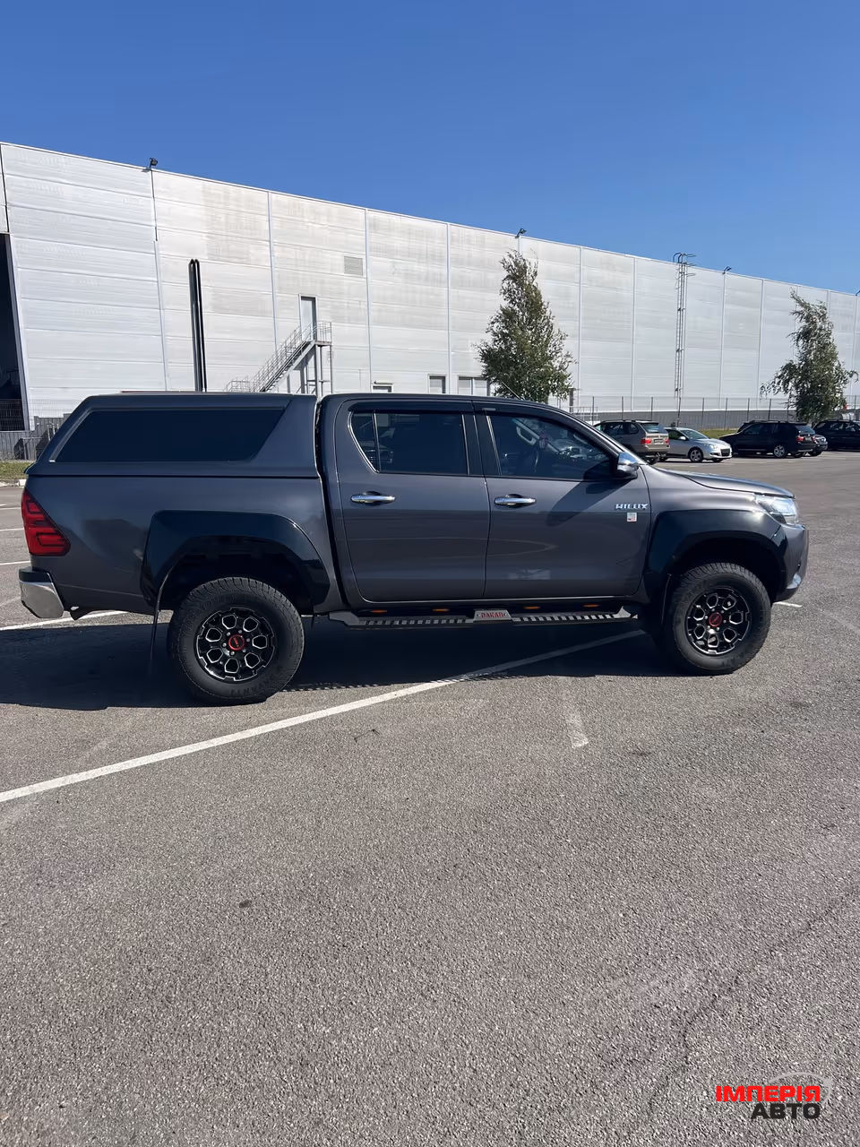 Toyota Hilux - фото 9