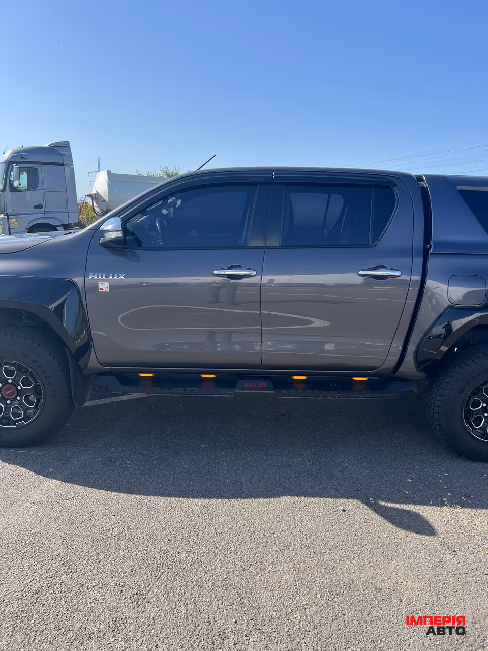 Toyota Hilux - фото 6