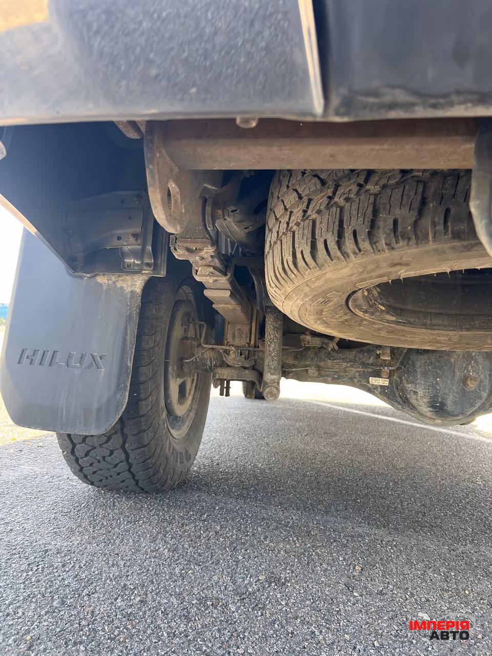 Toyota Hilux - фото 16