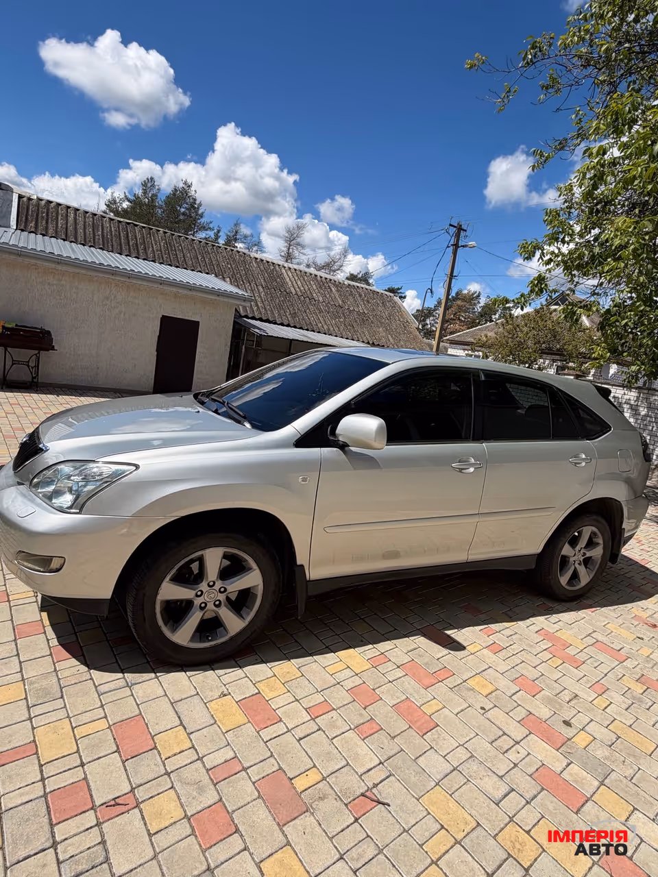 Lexus RX - фото 8