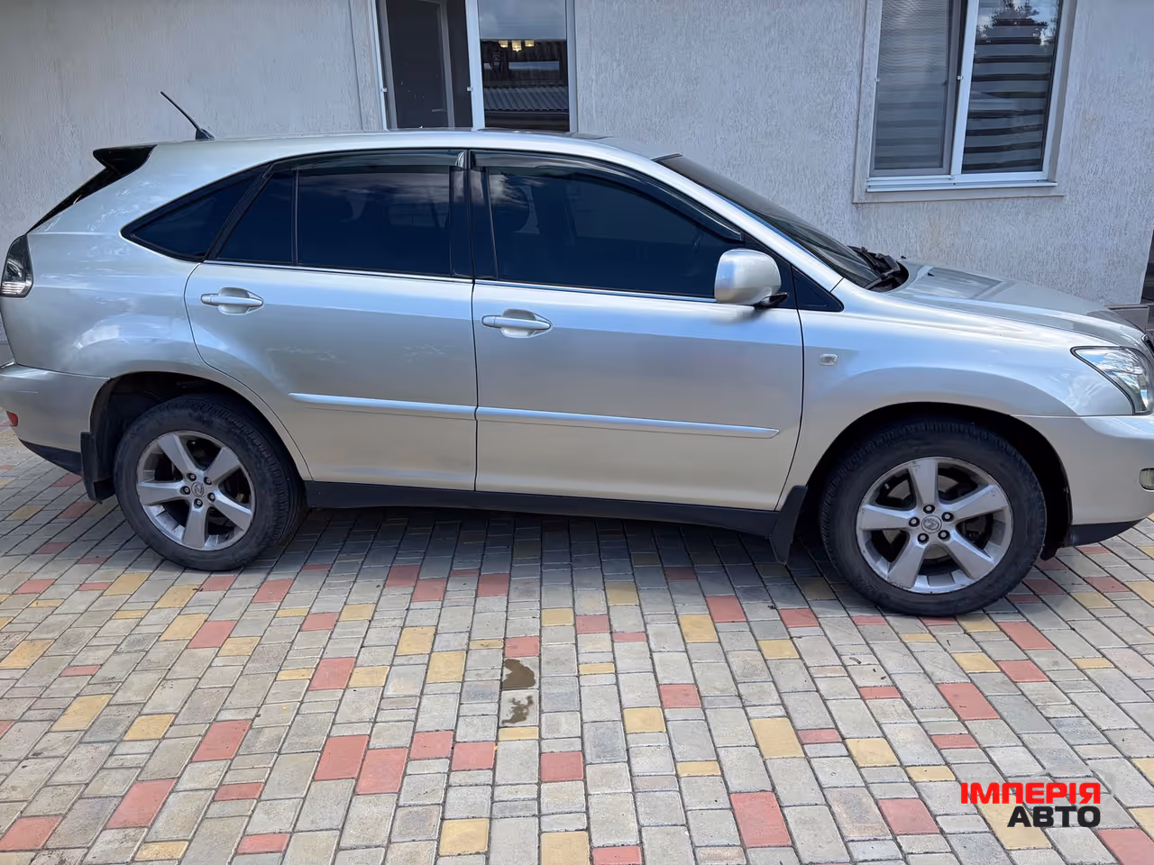 Lexus RX - фото 9