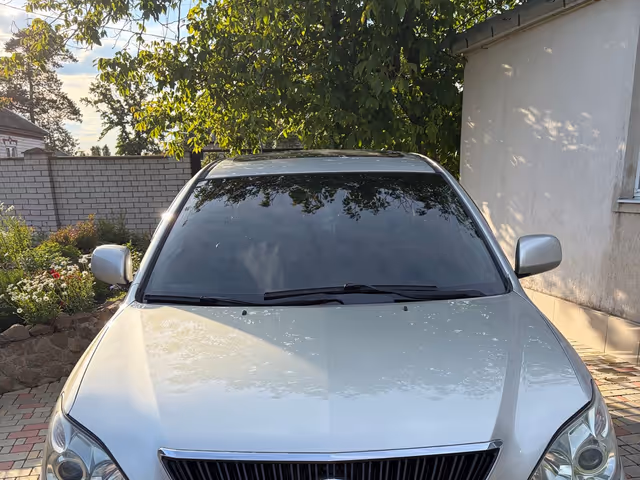 Lexus RX - фото 1