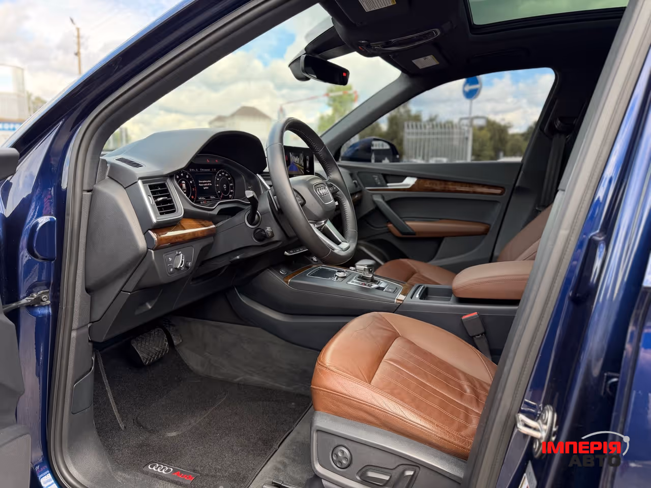 Audi Q5 - фото 18