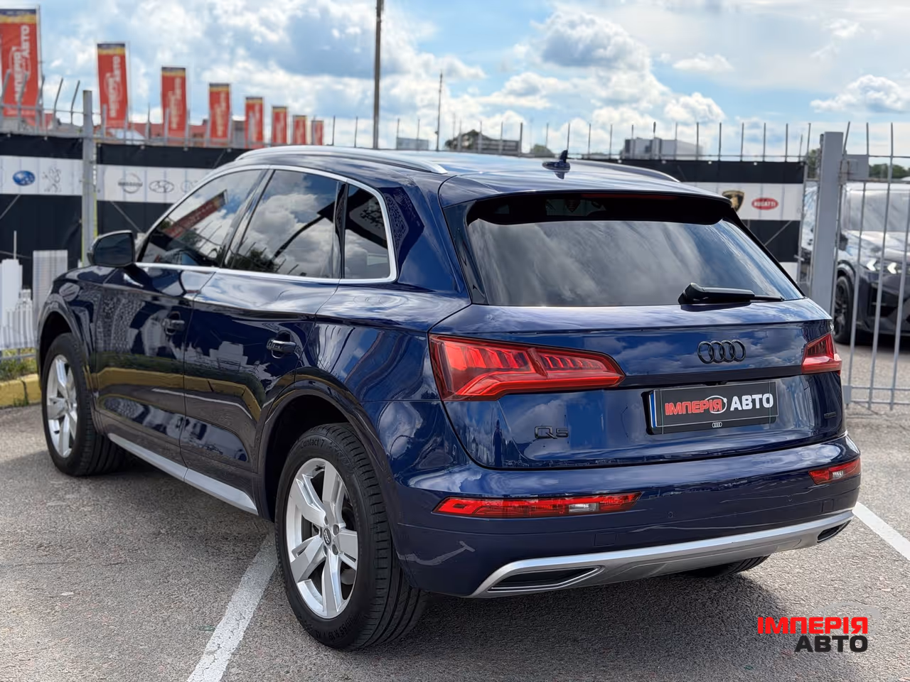 Audi Q5 - фото 10
