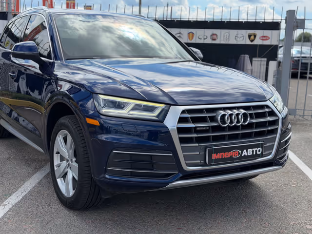 Audi Q5 - фото 5