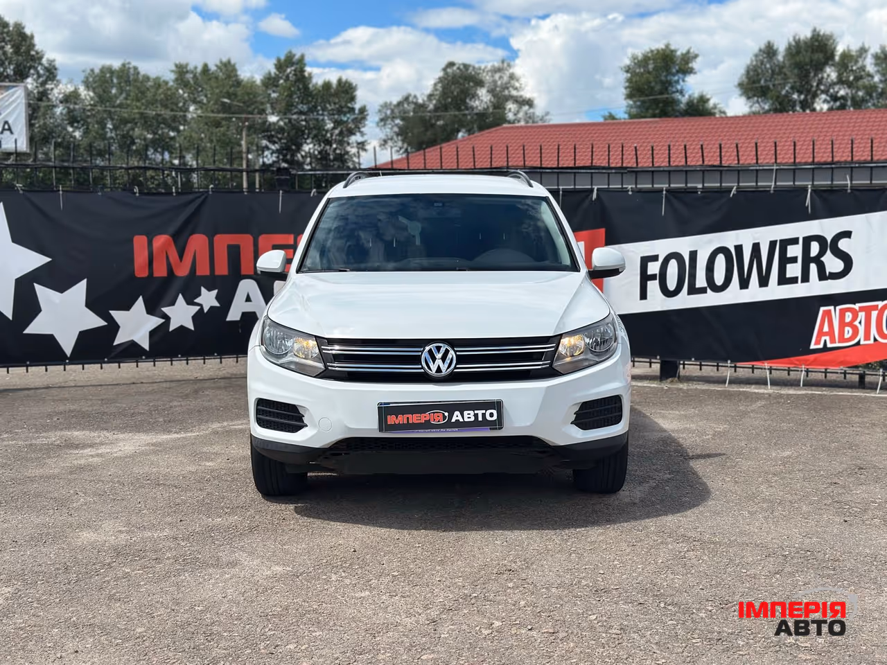 Volkswagen Tiguan - фото 2