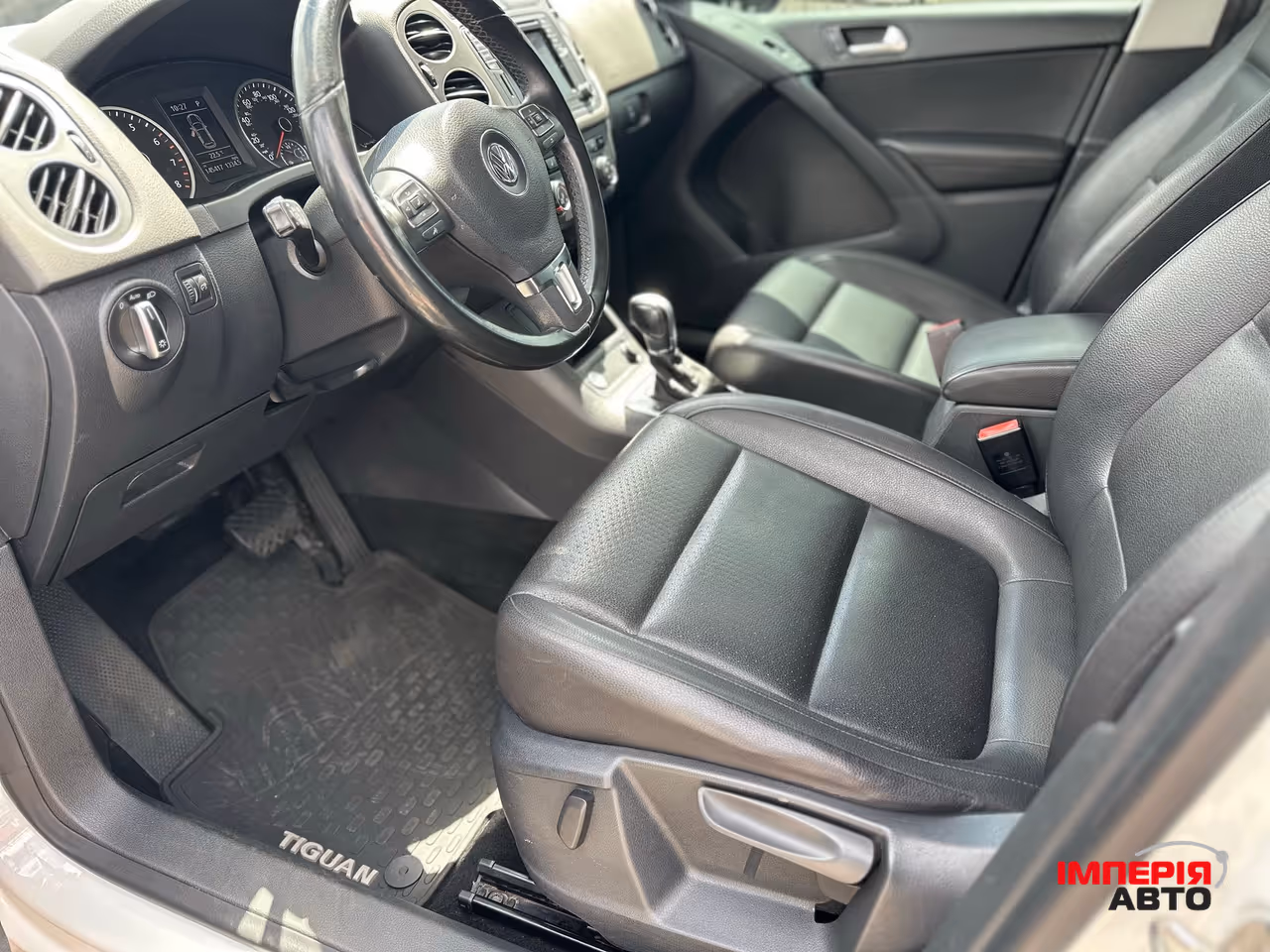 Volkswagen Tiguan - фото 7