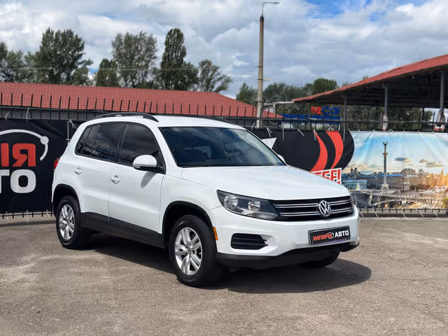 Volkswagen Tiguan - фото 3