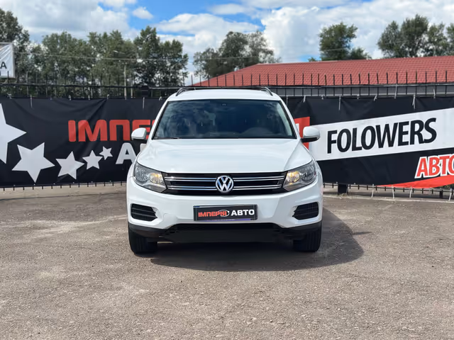 Volkswagen Tiguan - фото 2