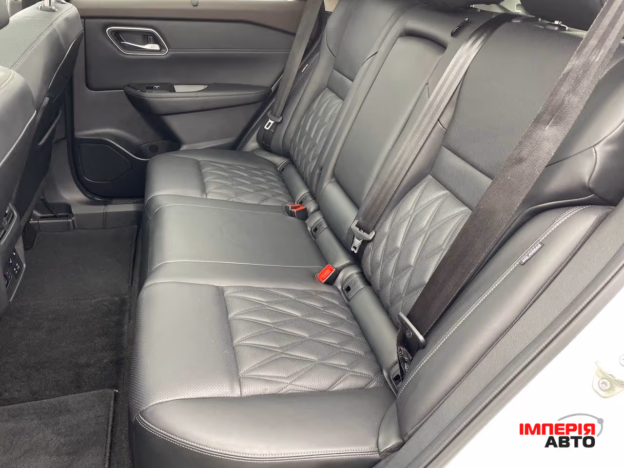 Nissan Rogue - фото 10