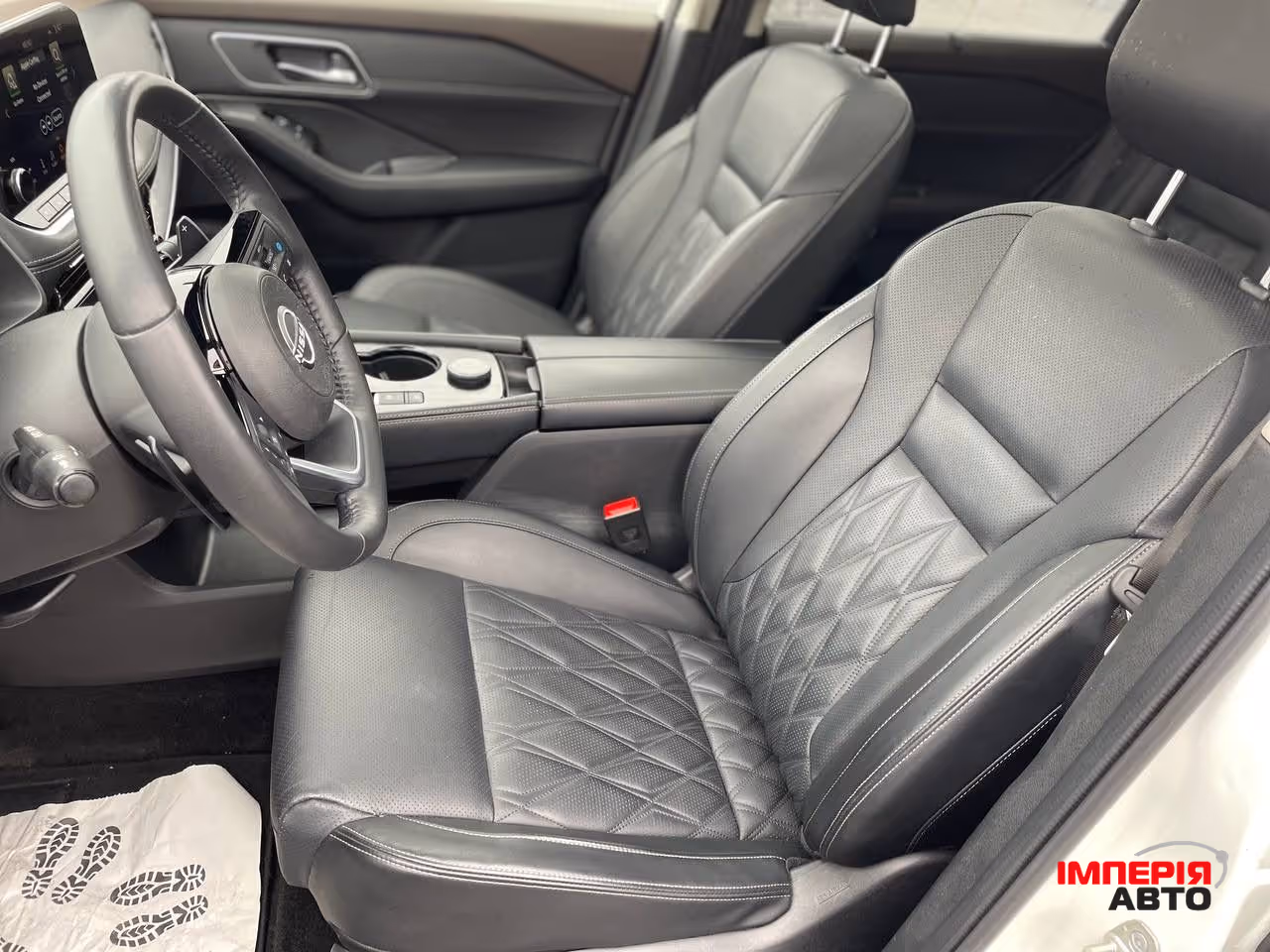 Nissan Rogue - фото 14