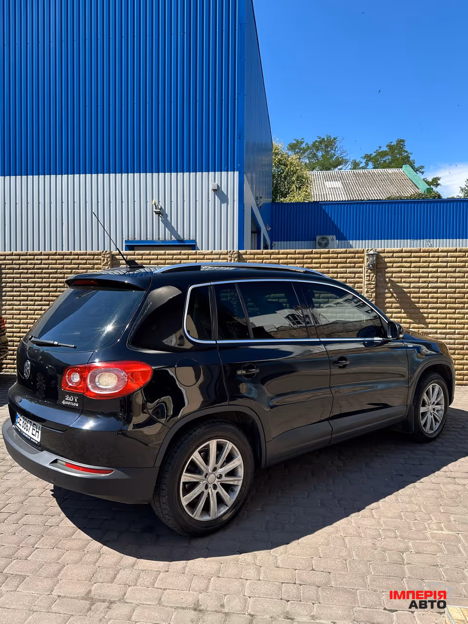 Volkswagen Tiguan - фото 4