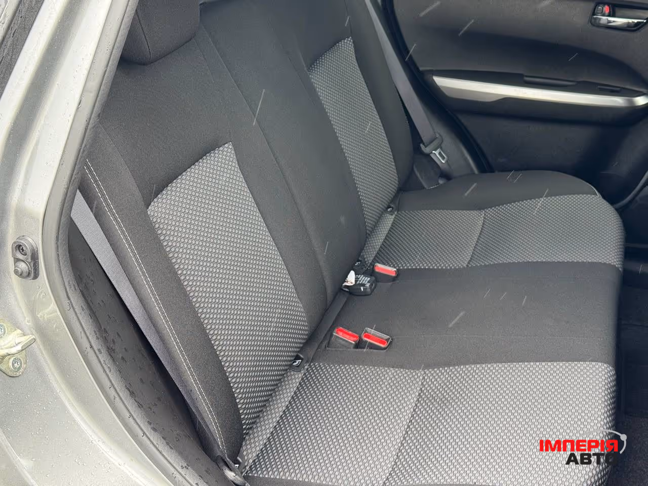 Suzuki Vitara - фото 16