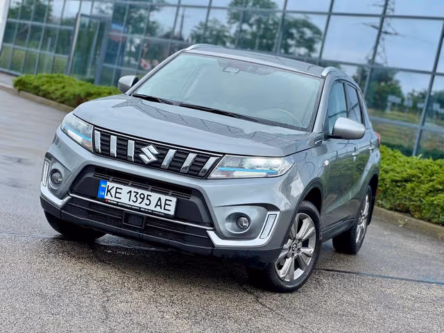 Suzuki Vitara - фото 1