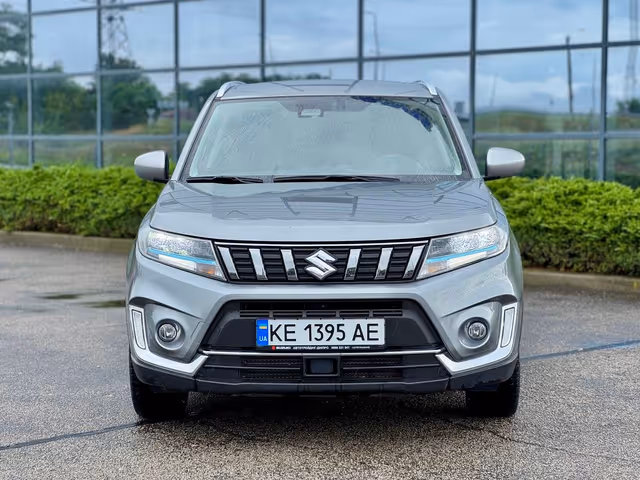 Suzuki Vitara - фото 3