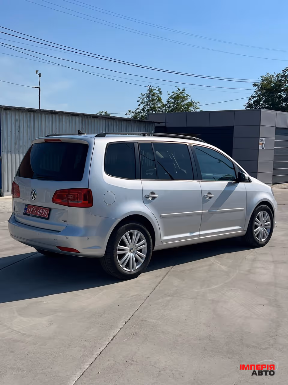 Volkswagen Touran - фото 14