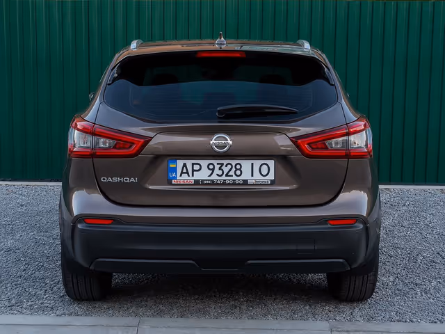 Nissan Qashqai - фото 2