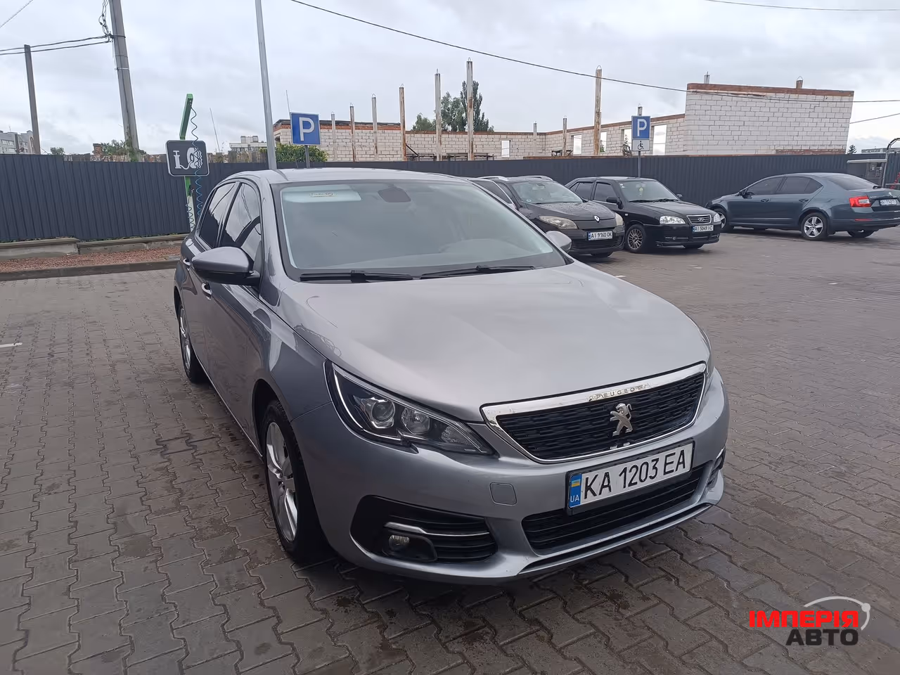 Peugeot 308 - фото 2