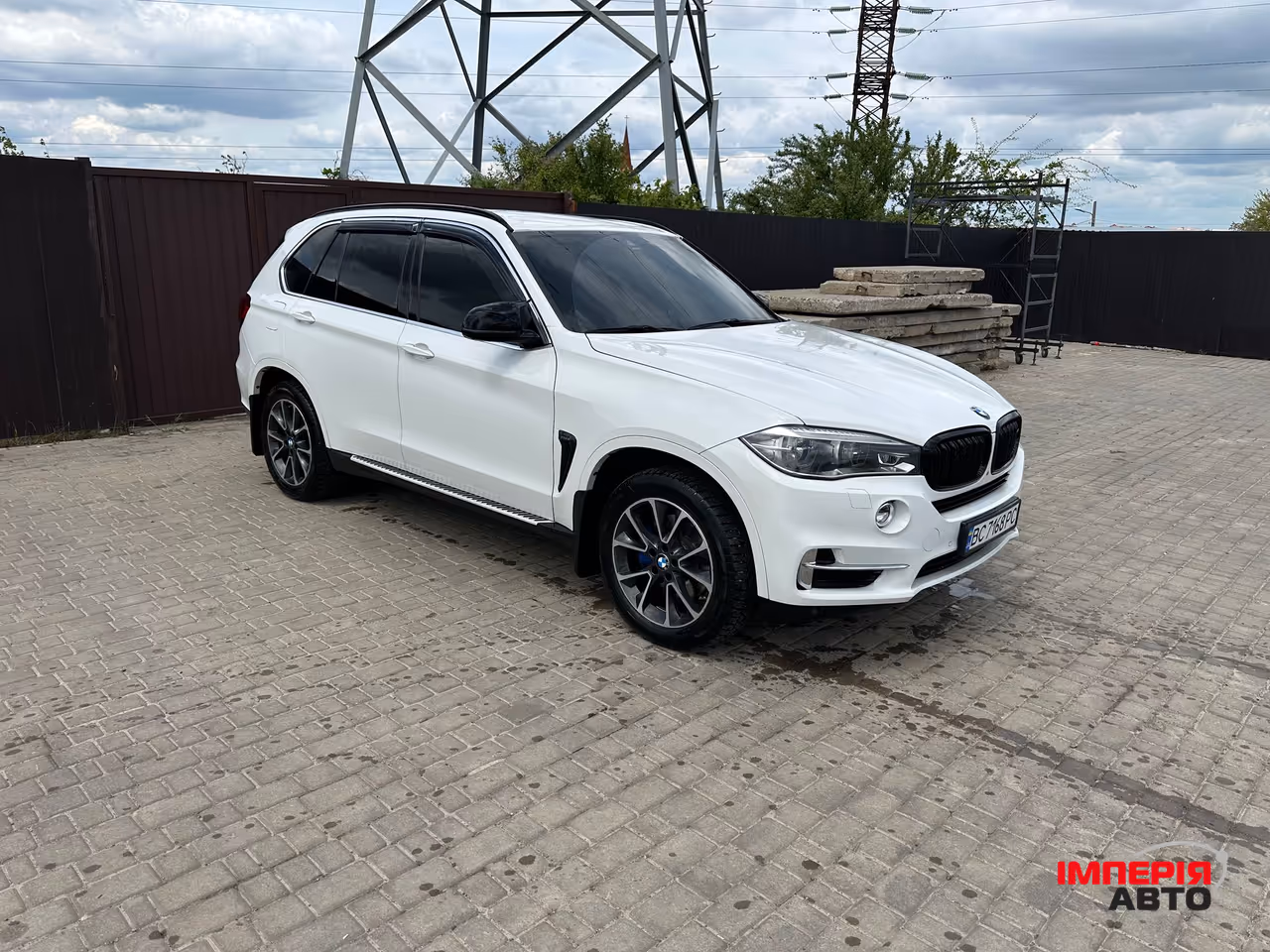 BMW X5 - фото 12