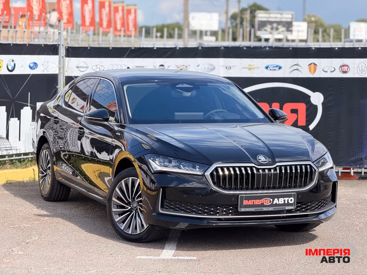 Skoda Superb - фото 1