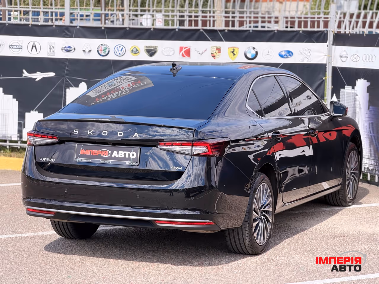 Skoda Superb - фото 6