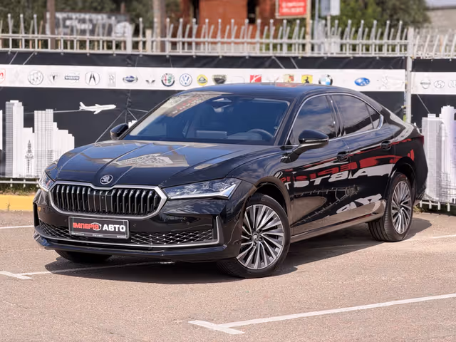 Skoda Superb - фото 3