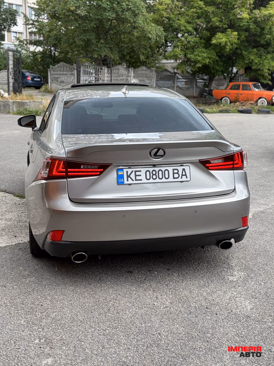 Lexus IS - фото 7