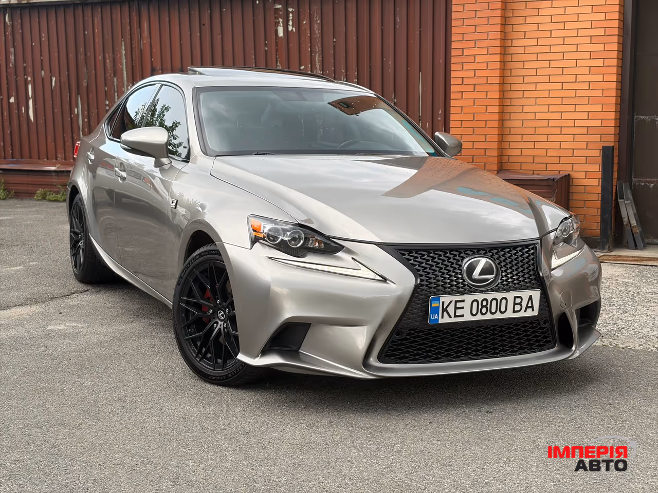 Lexus IS - фото 2