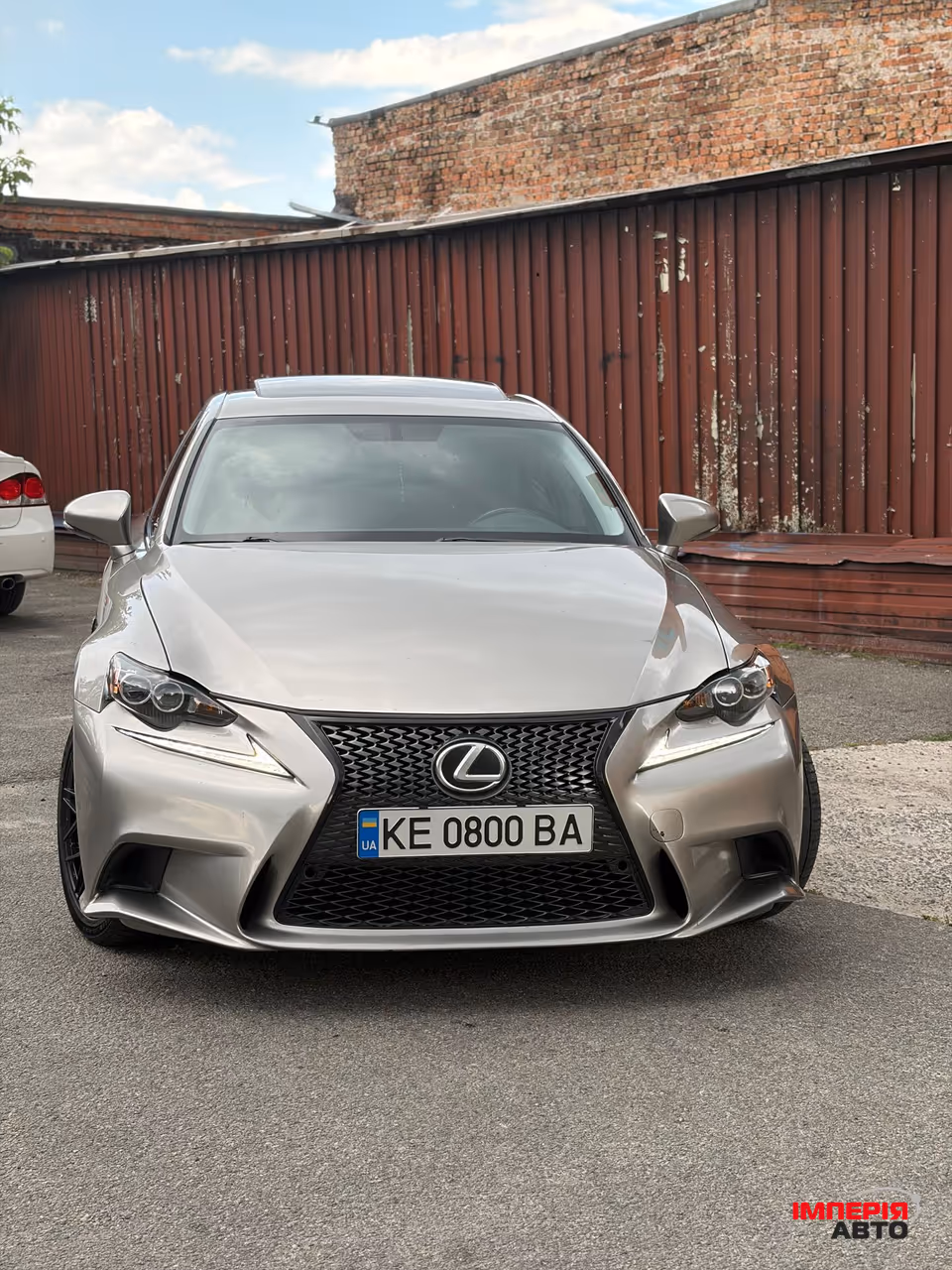 Lexus IS - фото 3