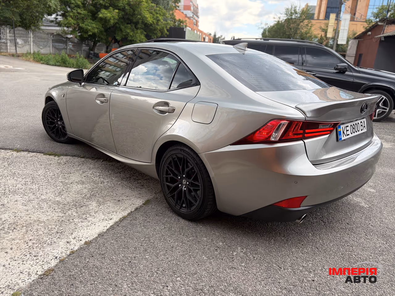 Lexus IS - фото 10