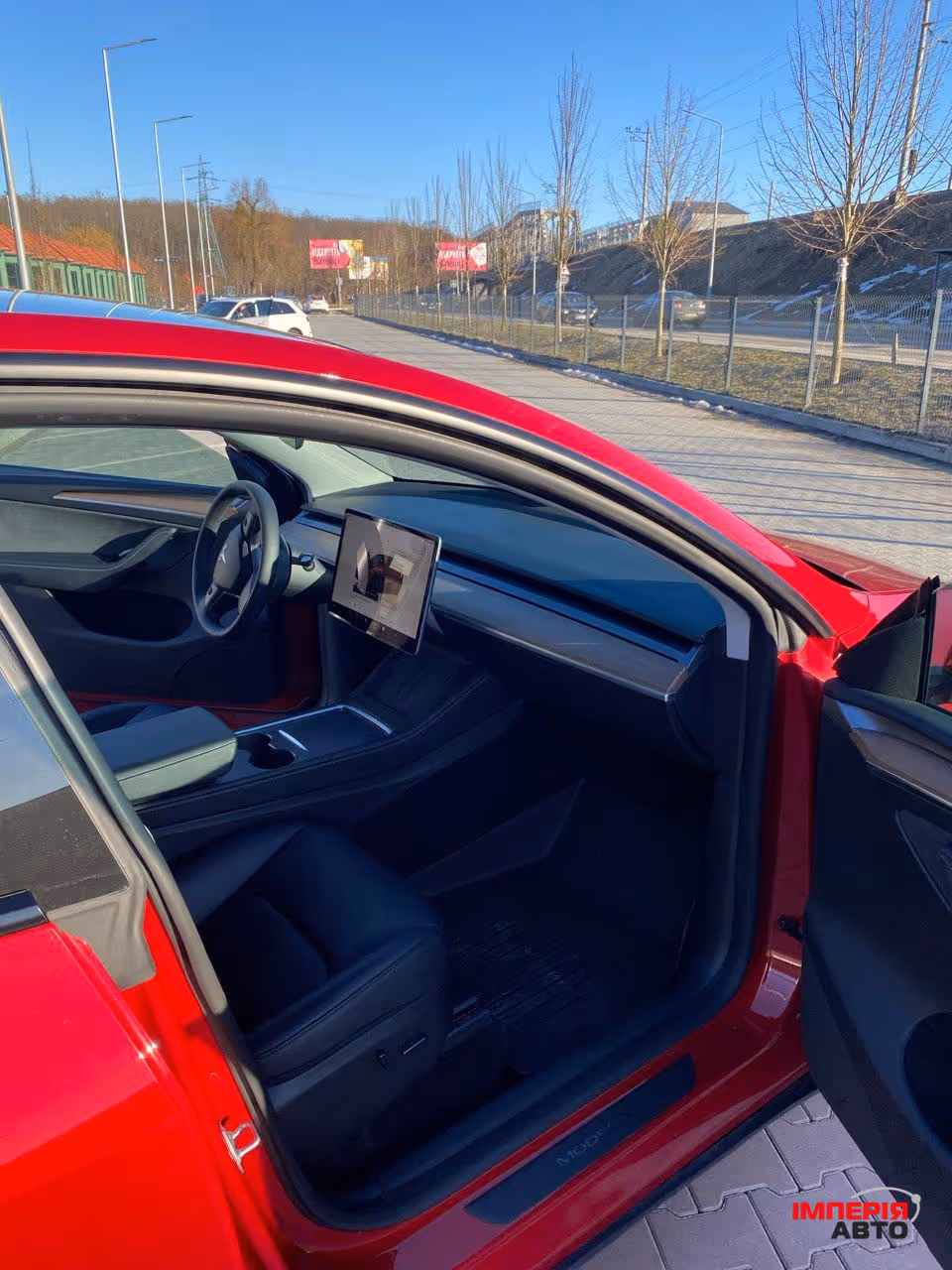 Tesla Model Y - фото 4