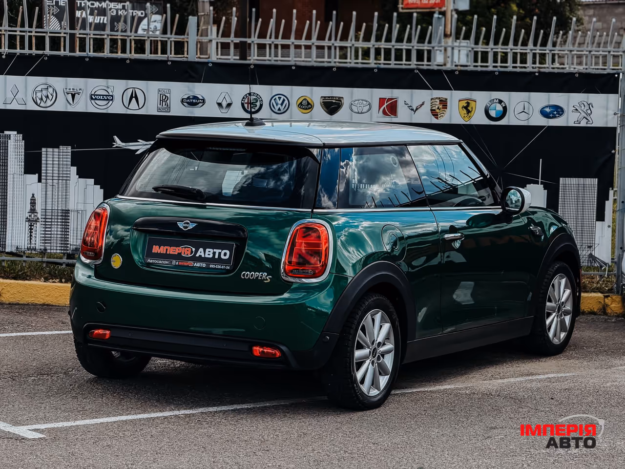 Mini Hatch - фото 4