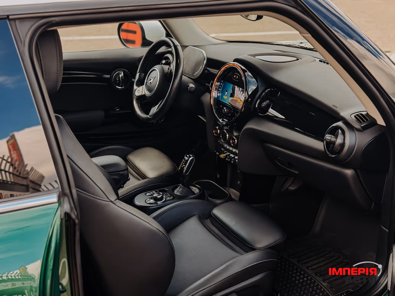 Mini Hatch - фото 7