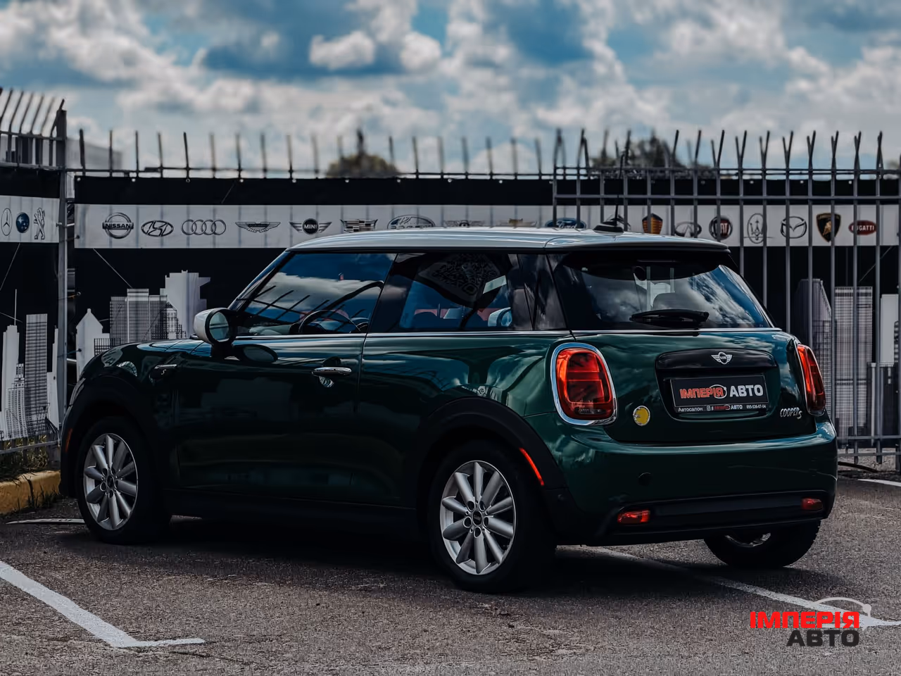 Mini Hatch - фото 3