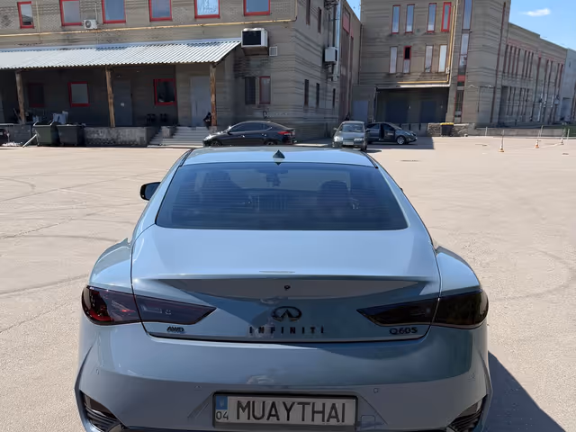 Infiniti Q60 - фото 4