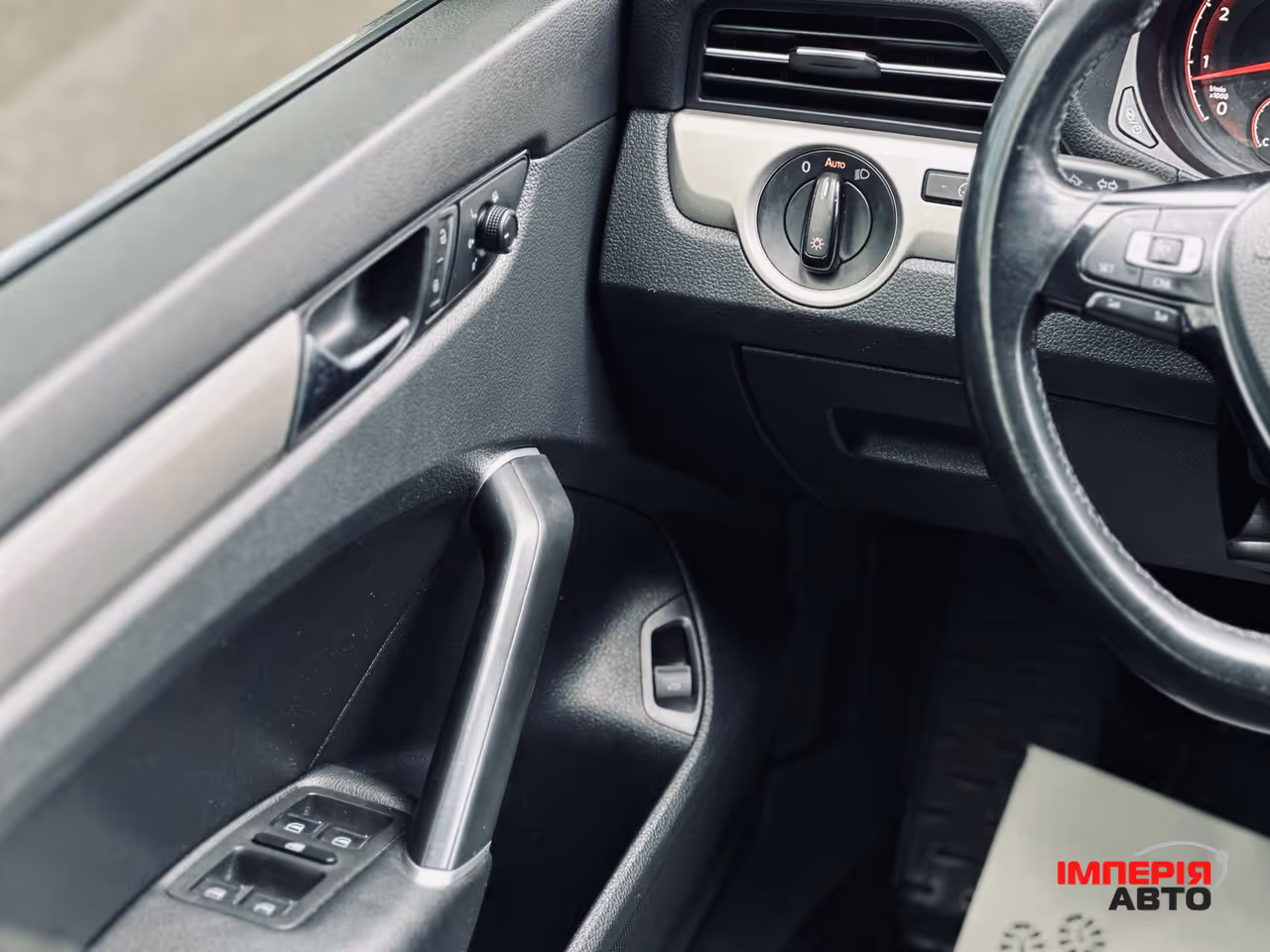 Volkswagen Passat - фото 45