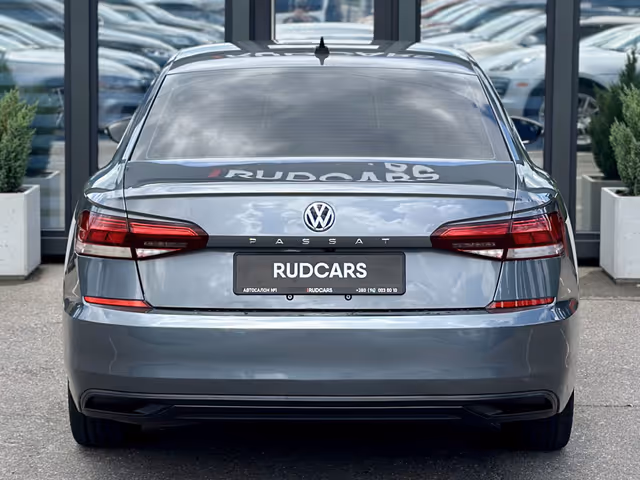 Volkswagen Passat - фото 5