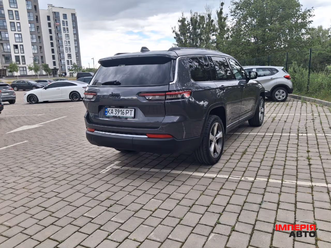 Jeep Grand Cherokee - фото 5