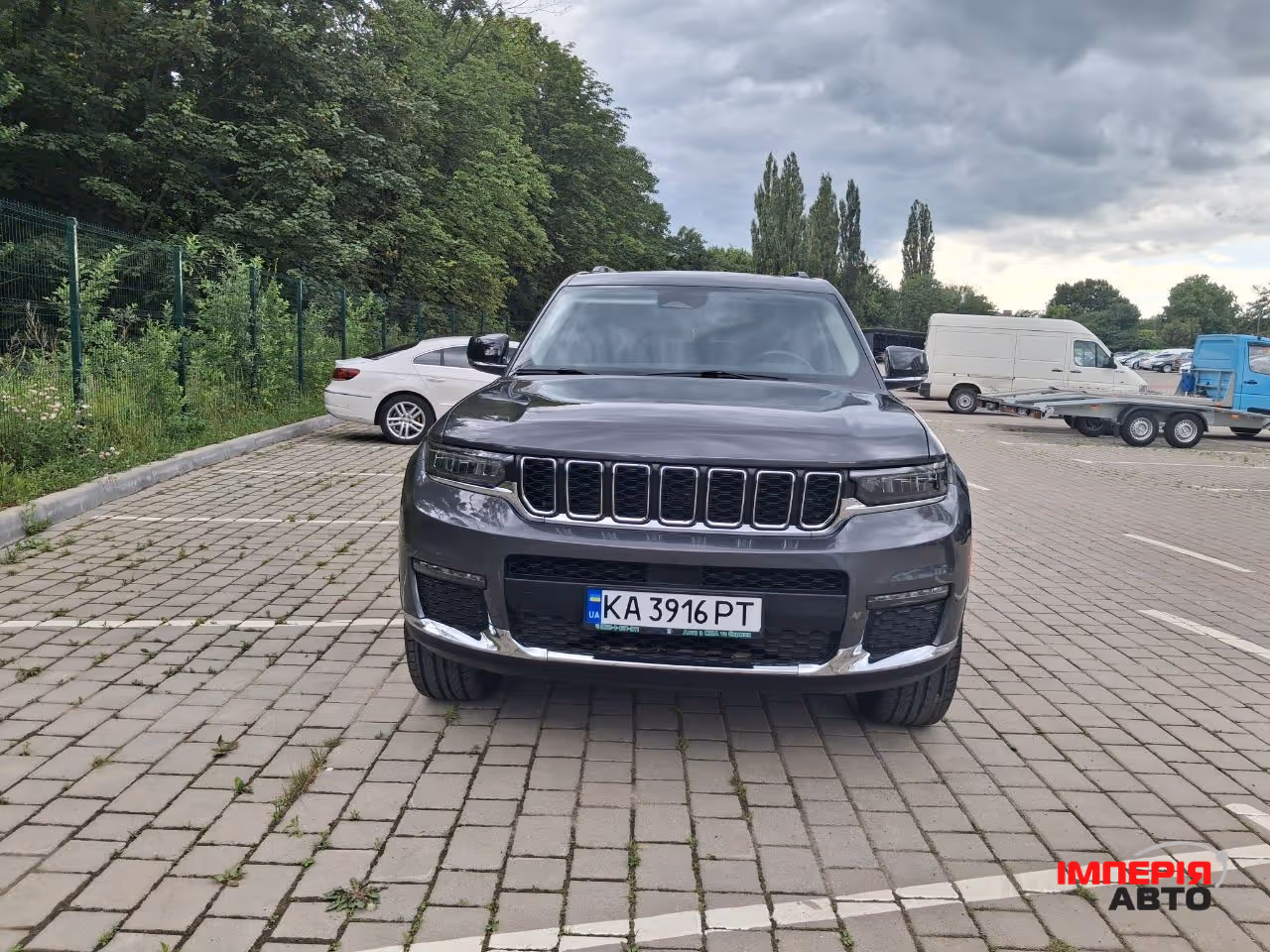 Jeep Grand Cherokee - фото 3