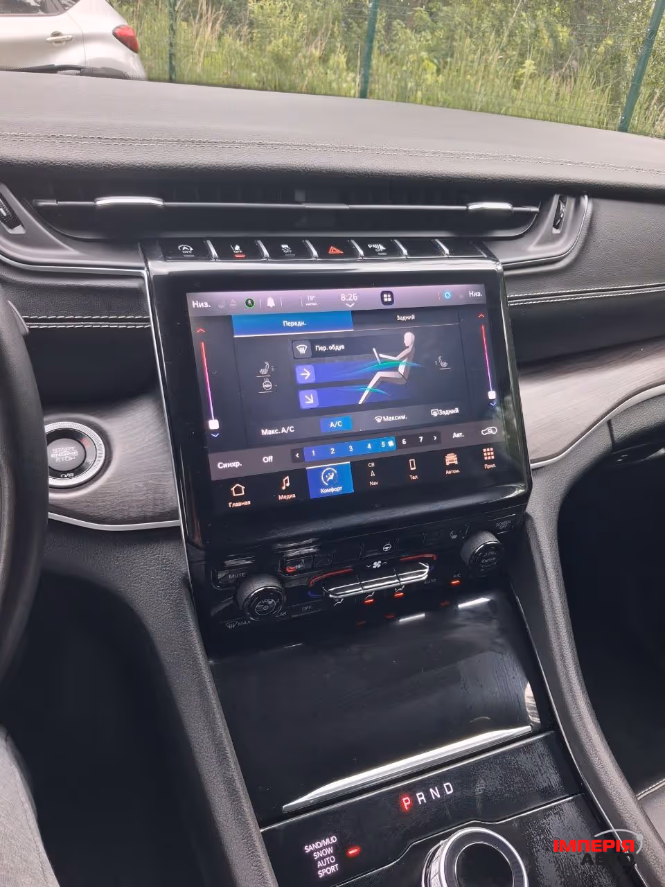 Jeep Grand Cherokee - фото 14