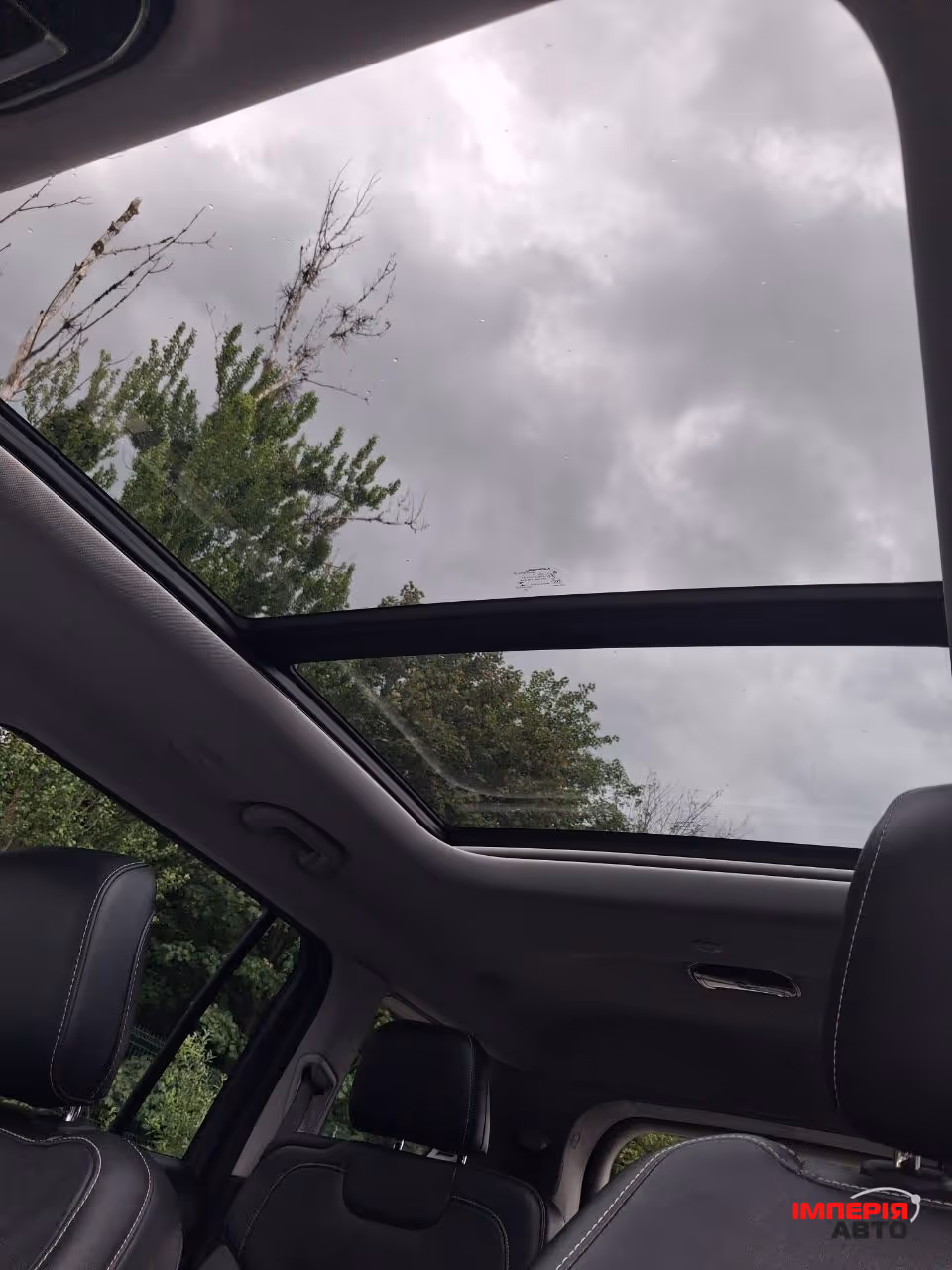 Jeep Grand Cherokee - фото 21