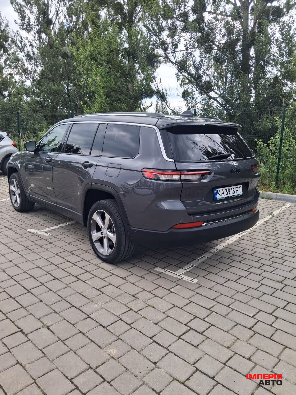 Jeep Grand Cherokee - фото 4
