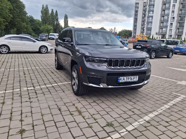 Jeep Grand Cherokee - фото 1