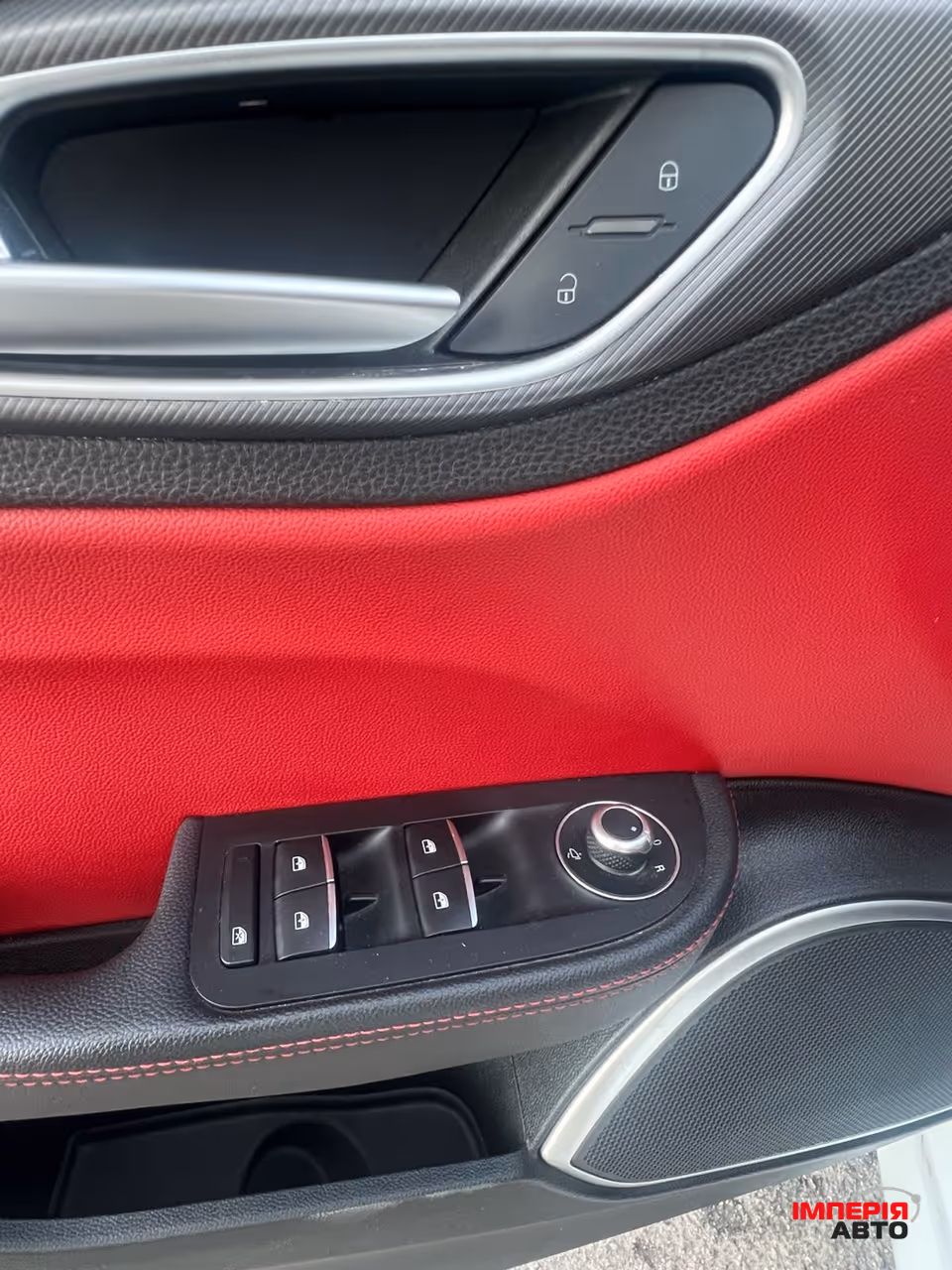 Alfa Romeo Giulia - фото 17