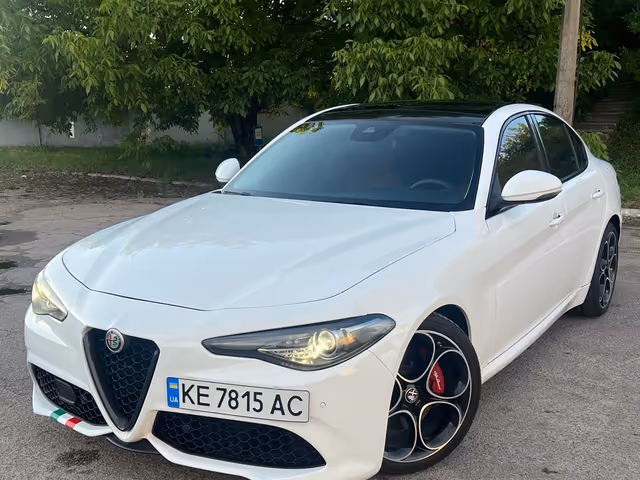 Alfa Romeo Giulia - фото 3