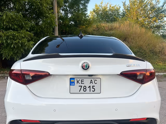 Alfa Romeo Giulia - фото 5