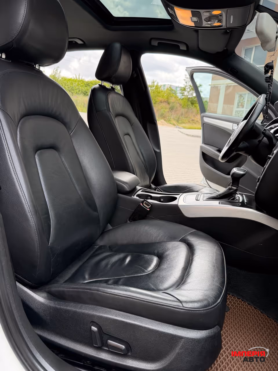 Audi A4 - фото 10